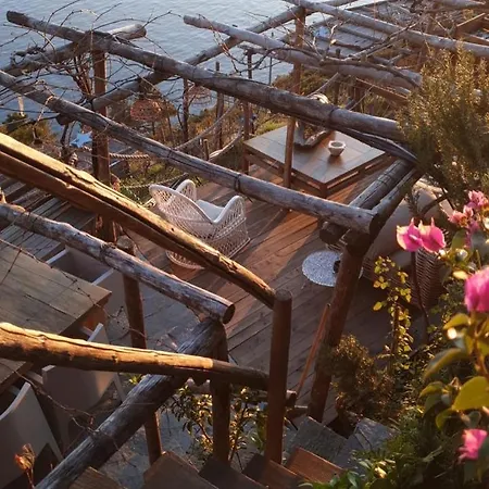 Refuge Uwabio Organic Vineyard Cinqueterre * Riomaggiore