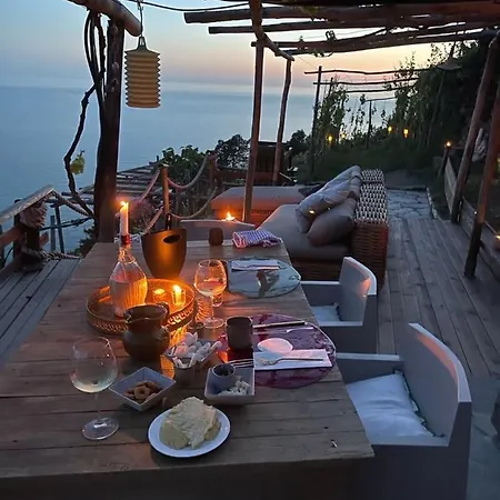 Refuge Uwabio Organic Vineyard Cinqueterre Villa *